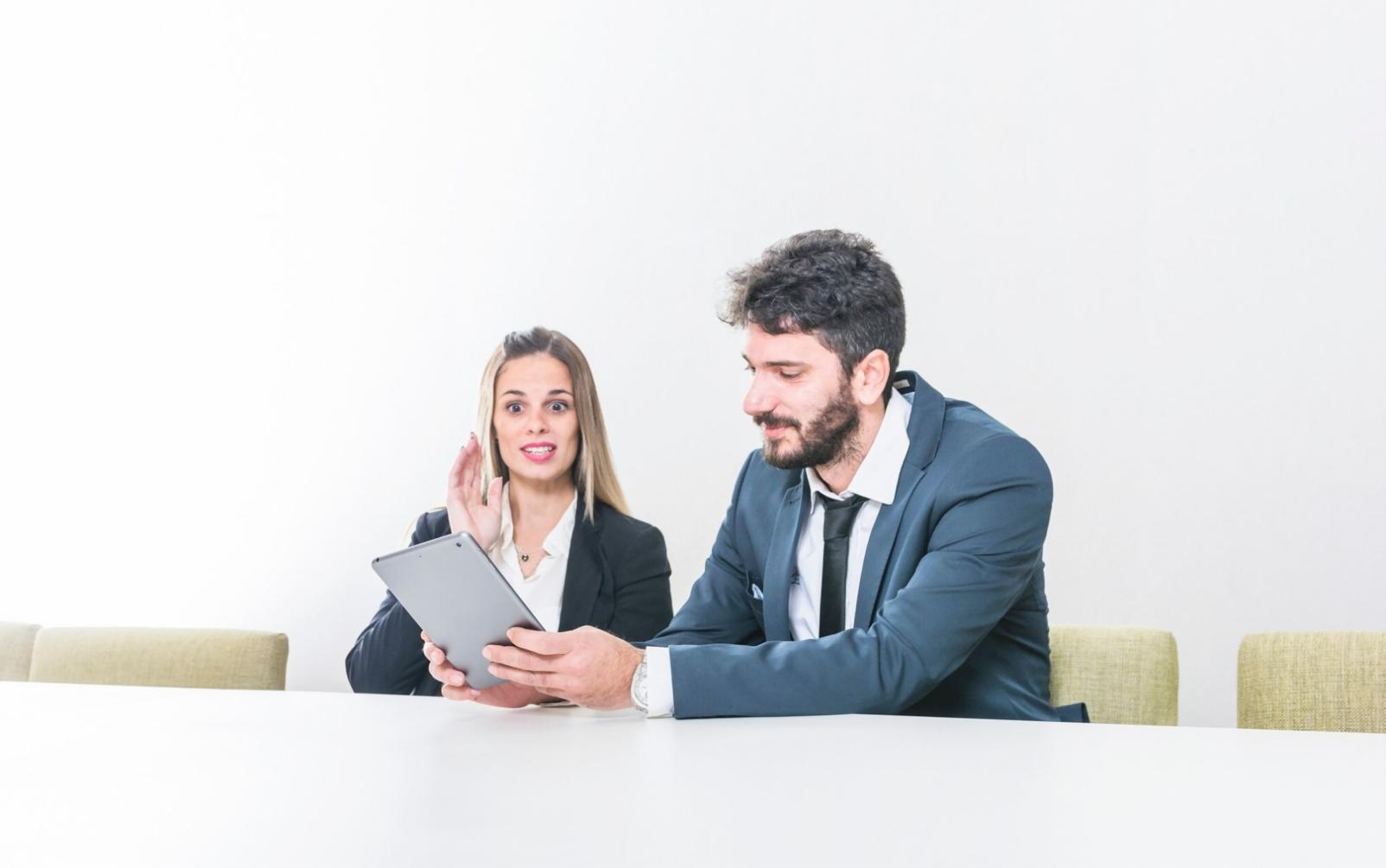 Participant travaillant sur son budget personnel